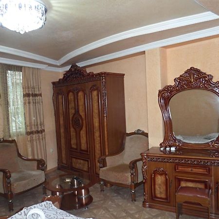 Hotel Old Star Batumi Room photo